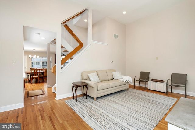 35 RICHARD CT, Princeton, NJ 08540