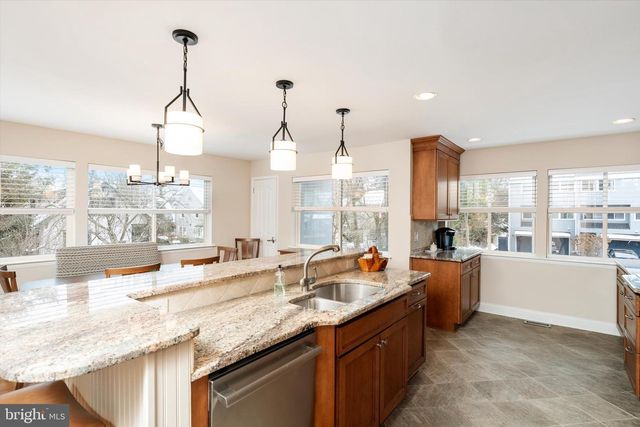 35 RICHARD CT, Princeton, NJ 08540