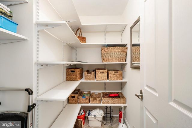 35 RICHARD CT, Princeton, NJ 08540