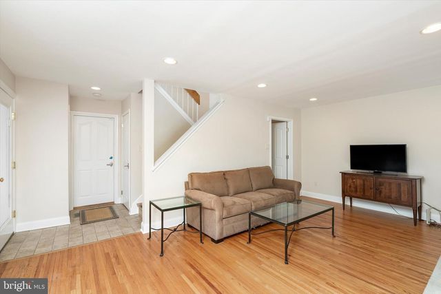 35 RICHARD CT, Princeton, NJ 08540