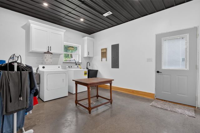 89 Beans Creek Vw, Belvidere, TN 37306