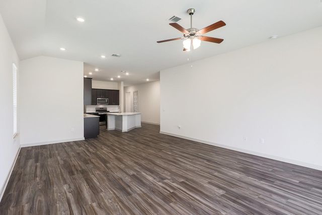 1917 Centerline LN, Georgetown, TX 78628