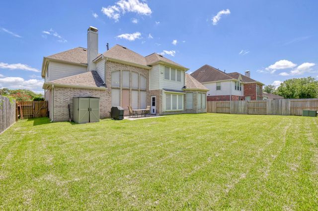 3111 Secret Forest Lane, Missouri City, TX 77459