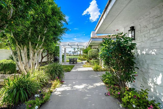 50 Fincher Way, Rancho Mirage, CA 92270