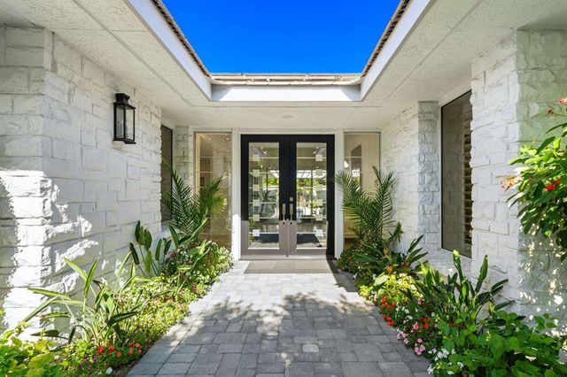 50 Fincher Way, Rancho Mirage, CA 92270