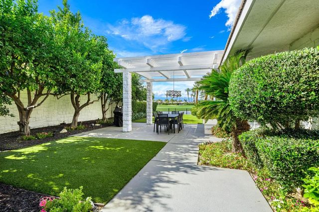 50 Fincher Way, Rancho Mirage, CA 92270