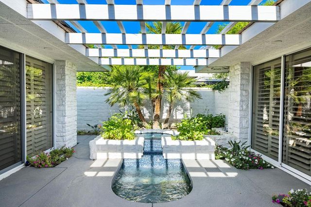 50 Fincher Way, Rancho Mirage, CA 92270