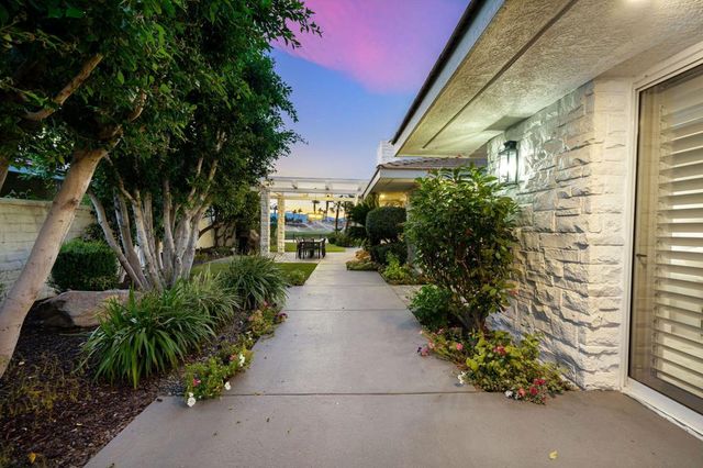 50 Fincher Way, Rancho Mirage, CA 92270