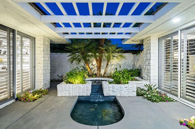 50 Fincher Way, Rancho Mirage, CA 92270