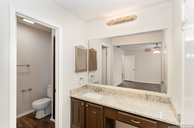 4902 Brookhead, Schertz, TX 78108