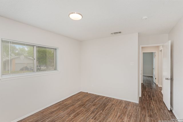 4902 Brookhead, Schertz, TX 78108