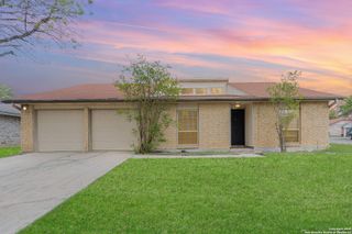 4902 Brookhead, Schertz, TX 78108