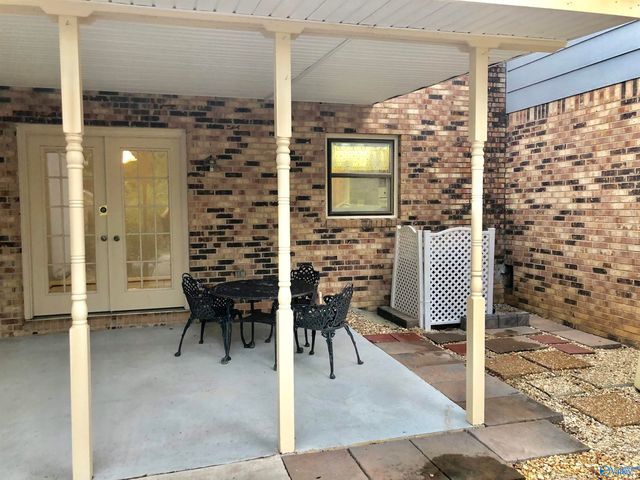 337 Chateau Drive, Huntsville, AL 35801