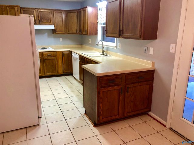 337 Chateau Drive, Huntsville, AL 35801