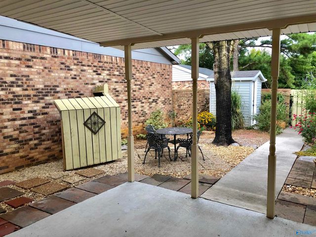 337 Chateau Drive, Huntsville, AL 35801