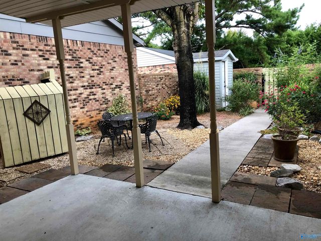 337 Chateau Drive, Huntsville, AL 35801