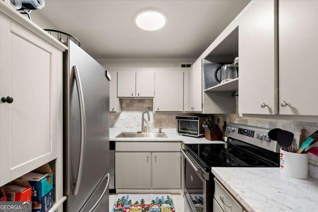 3060 Pharr Court 313, Atlanta, GA 30305