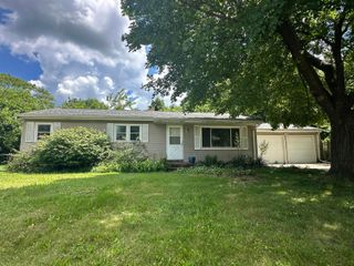 1560 Magnolia Street, Comstock Twp, MI 49048