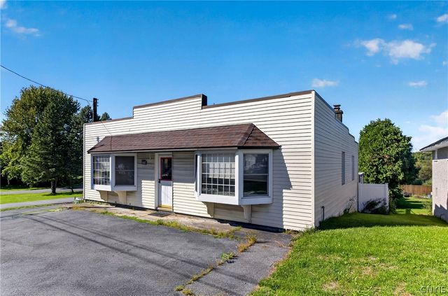 5367 Bear Road, Clay, NY 13212