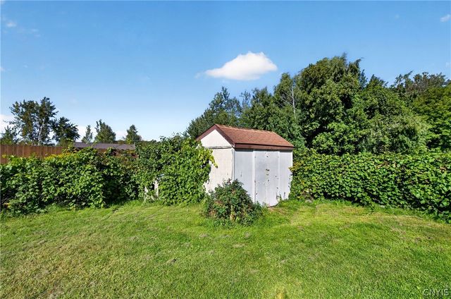 5367 Bear Road, Clay, NY 13212