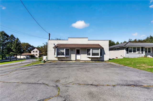 5367 Bear Road, Clay, NY 13212