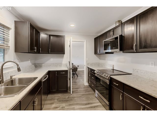 21832 Sw SCHOLLS SHERWOOD Rd, Sherwood, OR 97140