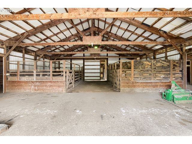 21832 Sw SCHOLLS SHERWOOD Rd, Sherwood, OR 97140