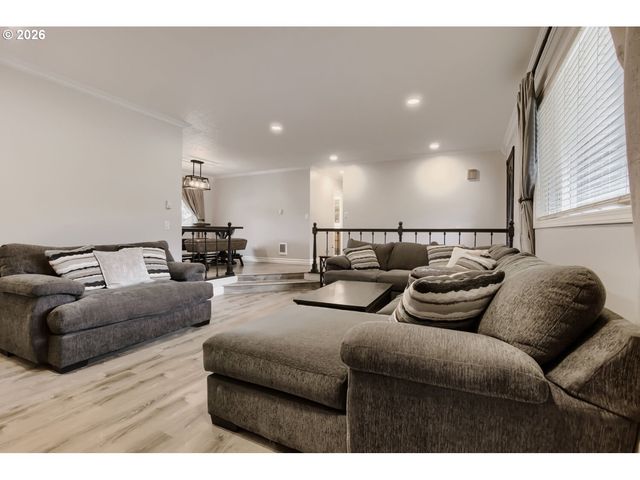 21832 Sw SCHOLLS SHERWOOD Rd, Sherwood, OR 97140