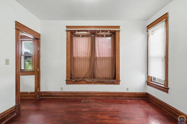 1500 SW Tyler ST, Topeka, KS 66612