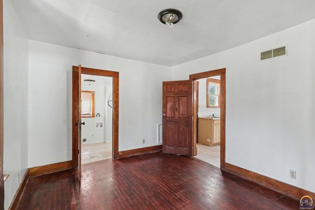 1500 SW Tyler ST, Topeka, KS 66612