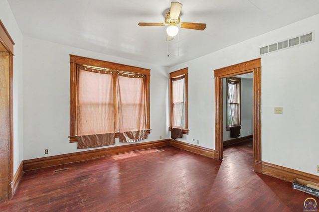 1500 SW Tyler ST, Topeka, KS 66612