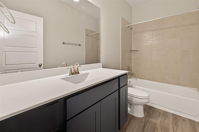 2220 Manila Lane, Texas City, TX 77568