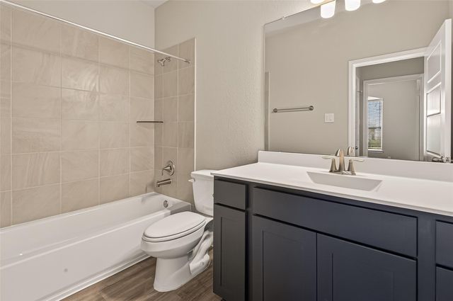 2220 Manila Lane, Texas City, TX 77568