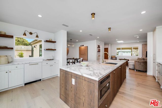 5546 Marburn Avenue, Los Angeles, CA 90043