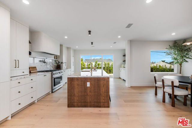 5546 Marburn Avenue, Los Angeles, CA 90043