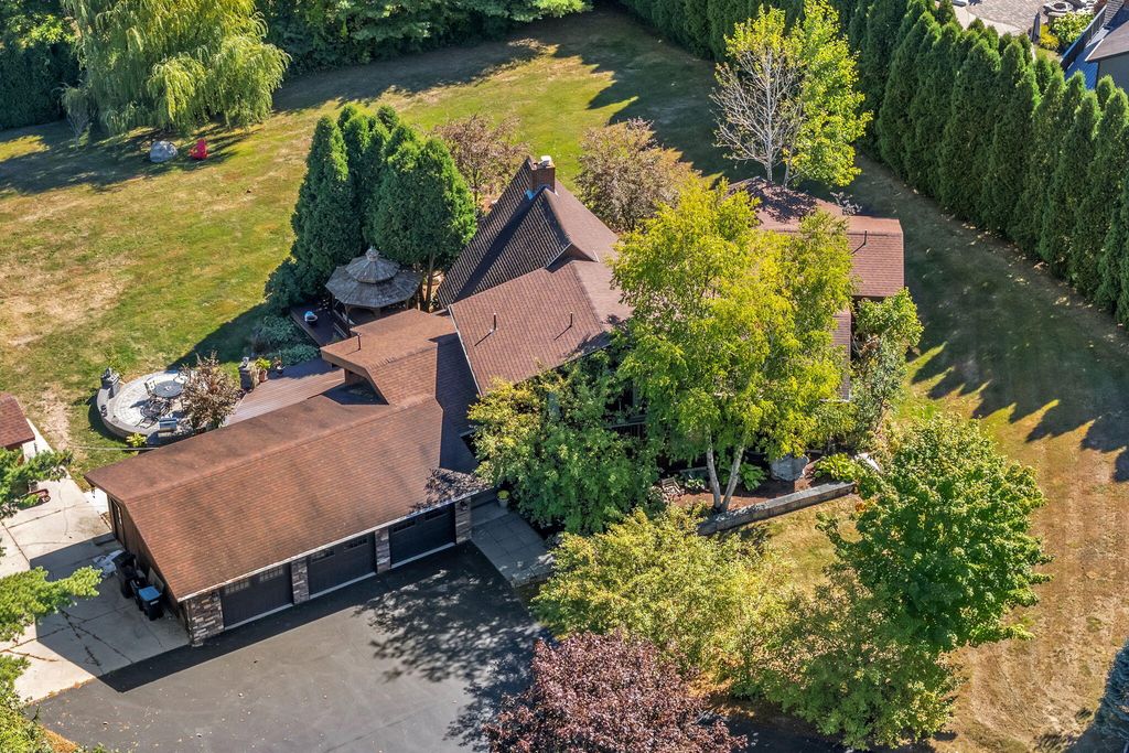 391 Beech Hill Road, Auburn, ME 04210 — exterior