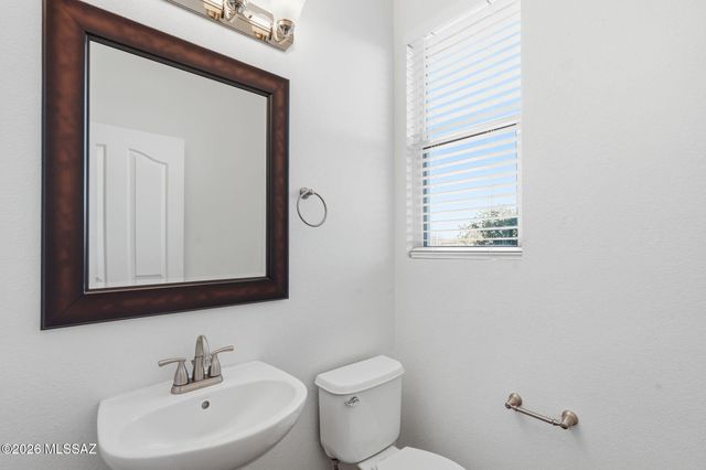 562 W Paseo Celestial, Sahuarita, AZ 85629