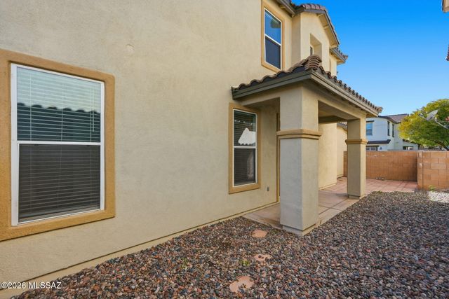 562 W Paseo Celestial, Sahuarita, AZ 85629