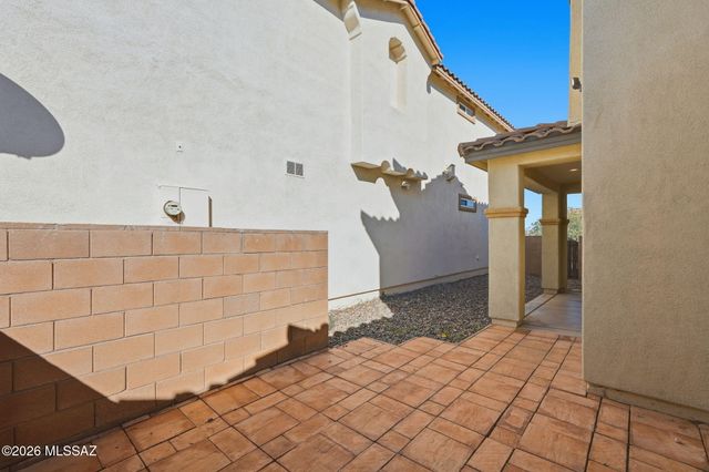562 W Paseo Celestial, Sahuarita, AZ 85629