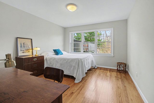 20 Heatheridge Street, Ann Arbor, MI 48104