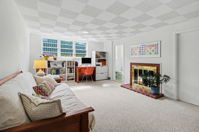 20 Heatheridge Street, Ann Arbor, MI 48104