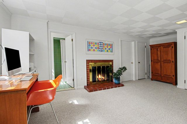 20 Heatheridge Street, Ann Arbor, MI 48104