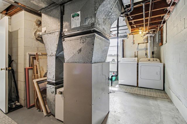 20 Heatheridge Street, Ann Arbor, MI 48104