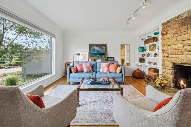 20 Heatheridge Street, Ann Arbor, MI 48104