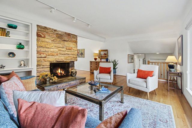 20 Heatheridge Street, Ann Arbor, MI 48104