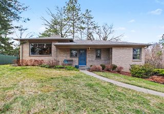 20 Heatheridge Street, Ann Arbor, MI 48104