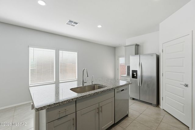 12201 E Ava Lynn Drive, Vail, AZ 85641