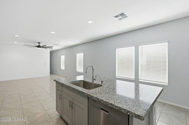 12201 E Ava Lynn Drive, Vail, AZ 85641