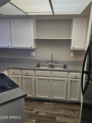 835 N GRANITE REEF Road 39, Scottsdale, AZ 85257