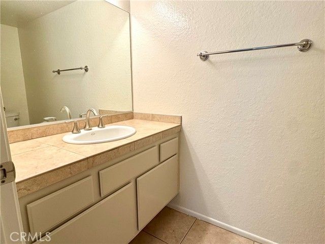 4 New Haven 1, Irvine, CA 92620